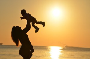 Отношения матери и ребенка: стадии и особенности - Психология, Бабушки, Ребенок и социум, Воспитание